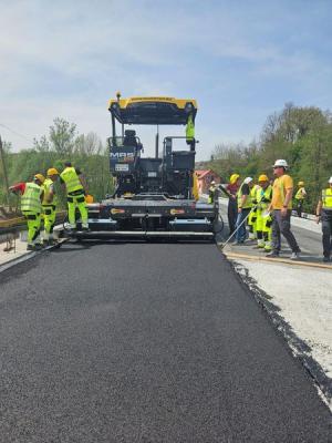 Modernizarea drumurilor din D&acirc;mbovița continuă