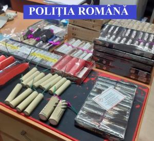 Percheziții &icirc;n locuința unui t&acirc;năr din Galați care deținea ilegal petarde. Ele urmau să fie v&acirc;ndute la protestele anti restricții