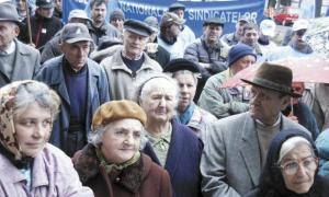 Ajutor &icirc;n decembrie pentru pensionari: 400 de lei pentru cei cu venituri p&acirc;nă la 2.574 lei