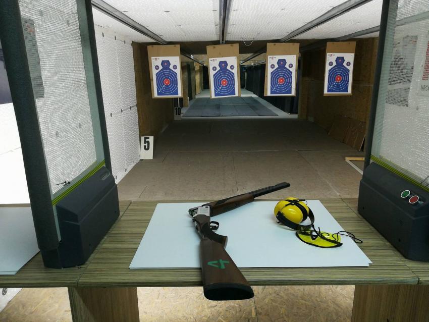 Moarte cumplită. Bărbat decedat &icirc;ntr-un poligon de tir privat din Bucureşti