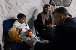 Opt copii din Gaza au fost preluați de o aeronavă rom&acirc;nească pentru a fi transportați la spitale din Rom&acirc;nia