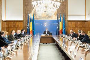 Am&acirc;narea ratelor la bănci pentru 9 luni și sprijin de 700 de lei pentru unii pensionari. Noile măsuri stabilite de Guvern