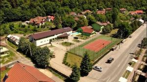 Taberele de la Moneasa și Căsoaia rezervate &icirc;n proporție de aproape 80%!