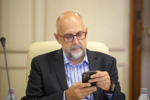 Kelemen Hunor respinge ideea guvernului minoritar: m&acirc;ine să ne &icirc;ntoarcem cu toţii la masă, este singura soluţie bună pentru Rom&acirc;nia