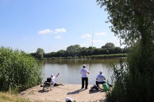 Fotea, CJ Galați: Organizăm și anul acesta concursuri de pescuit pentru nevăzători și persoanele cu deficiențe locomotorii