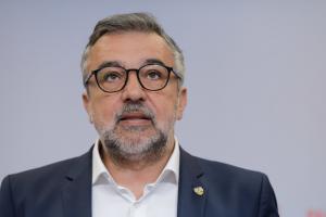 Senatorul Romașcanu (PSD): &bdquo;Acest guvern e plecat deja, dar trebuie să plece legal&rdquo;