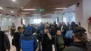 Asalt cetățenesc la ghișee pentru plata impozitelor &icirc;n Buzău