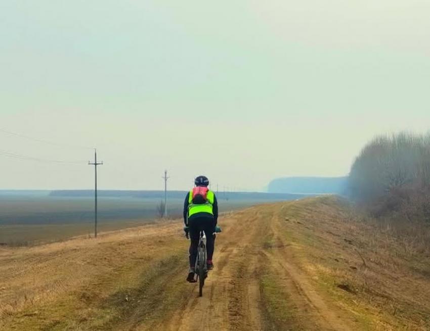 Cu bicicleta pe malul Dunării, rută europeană pe traseul EuroVelo6
