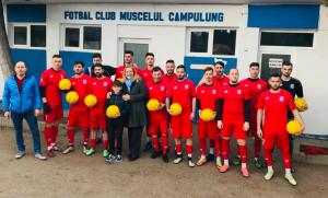 Primarul Elena Lasconi: Echipa de fotbal, pe butuci din cauza incompetenței șefilor, pe principiul &ldquo;Peștele de la cap se &icirc;mpute&rdquo;