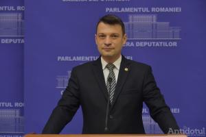 Deputatul Bogdan Rodeanu: Demiterea lui Florin C&icirc;ţu, singura şansă a Rom&acirc;niei de a trăi!