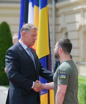 Președintele Iohannis, la Kiev:&bdquo;Țara mea a făcut tot ce-i stă &icirc;n putință pentru a ajuta Ucraina&rdquo;