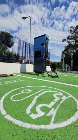 Stații de &icirc;ncărcare electrică &icirc;n sectorul 4