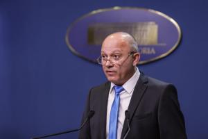 Scandalul Schengen. Ministrul Turismului le sugerează rom&acirc;nilor alte destinații pentru schi:&bdquo;Nu doar &icirc;n Austria sunt condiții ideale&rdquo;