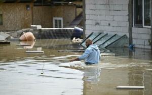 Nicușor Dan: &Icirc;mpărtășesc &icirc;ngrijorarea celor care trec prin momente grele fiind afectați de inundații