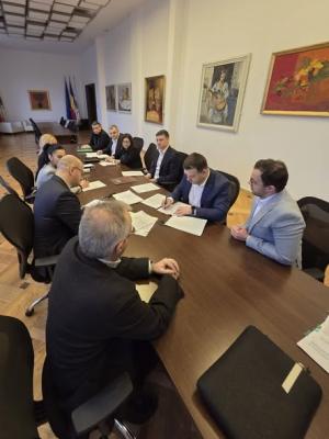 Ne ocupăm de clădirile pericol public! Și asigurăm lucrările de consolidare