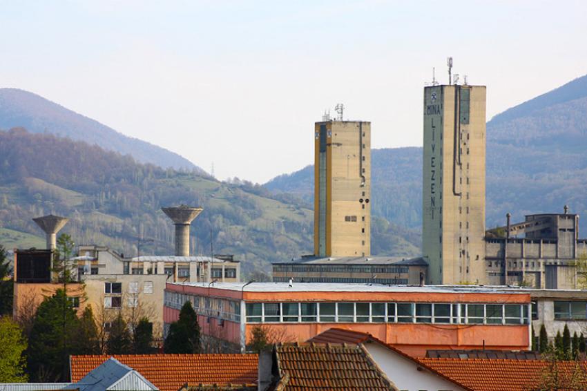 Planul Roșu de intervenție la mina Livezeni. Mineri, aflați &icirc;n subteran, intoxicați cu fum și gaze toxice