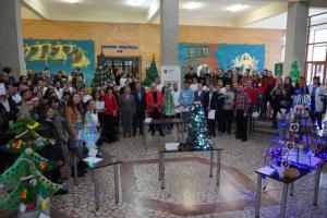 Brazi din pet-uri, cutii de medicamente, măști și tac&acirc;muri de unică folosință, la Facultatea de Inginerie Galați