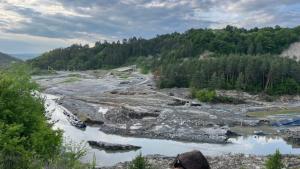 Criza provocată de Praid. Autoritățile din Mureș le recomandă localnicilor din T&acirc;rnăveni să-și facă stocuri de apă